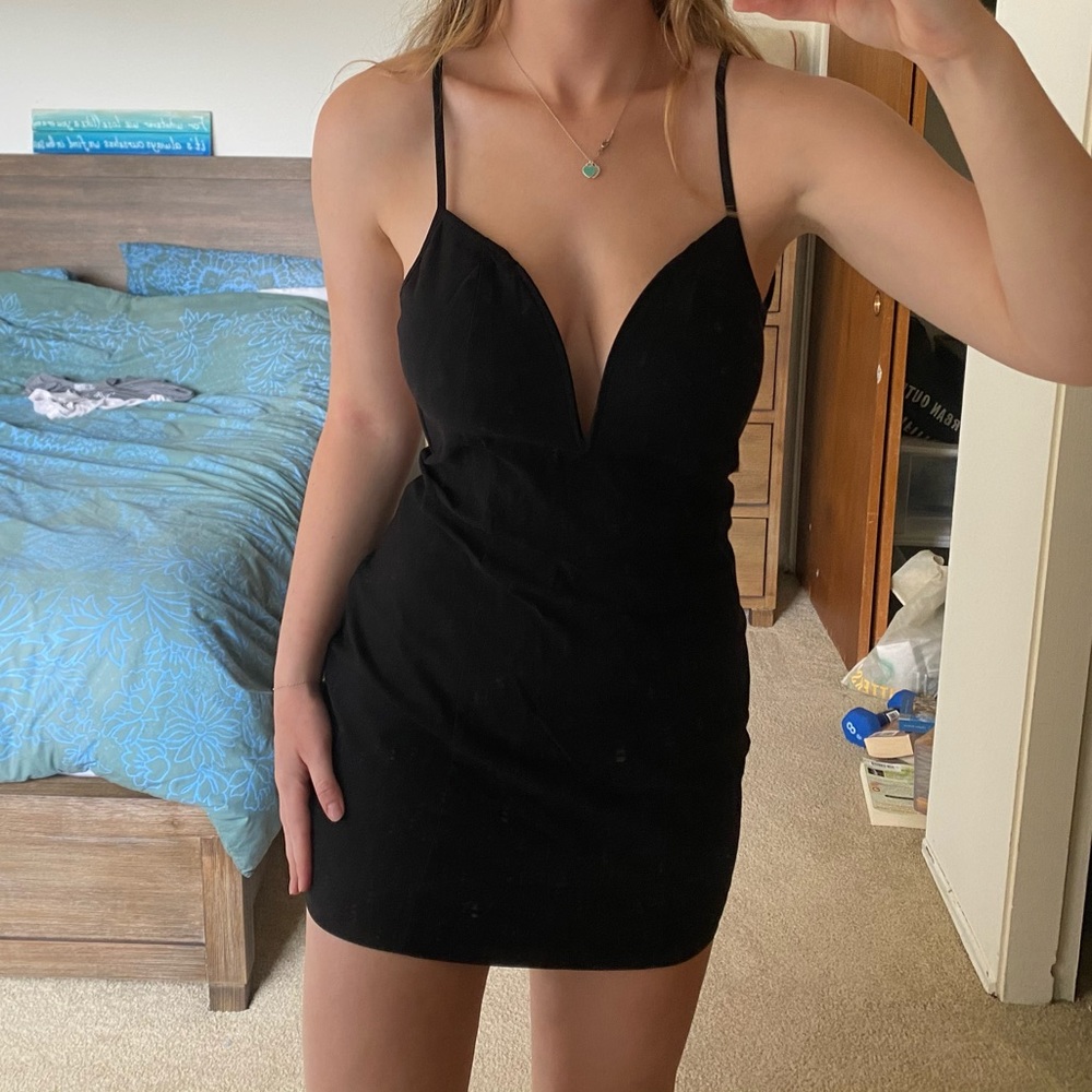 Tobi Black bodycon dress, Size M